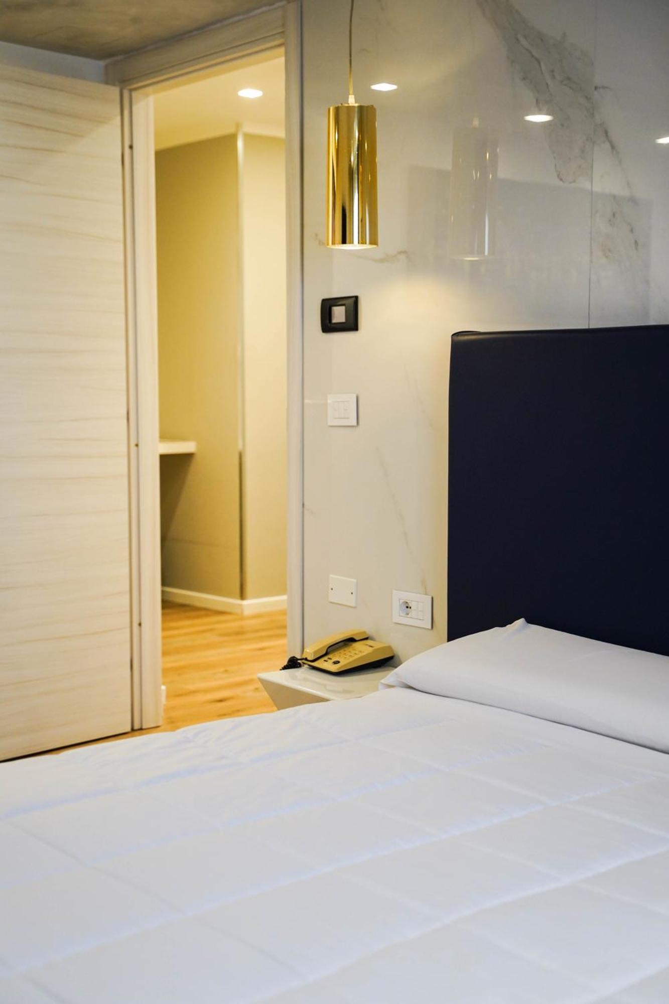 Hotel La Rocca Nogarole Rocca Buitenkant foto